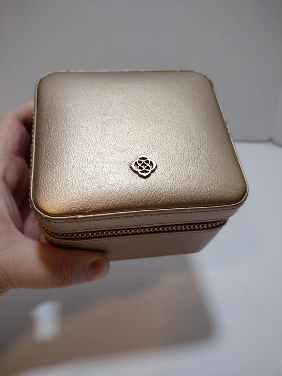 Kendra Scott Handbags - Kendra Scott Jewelry Travel Case